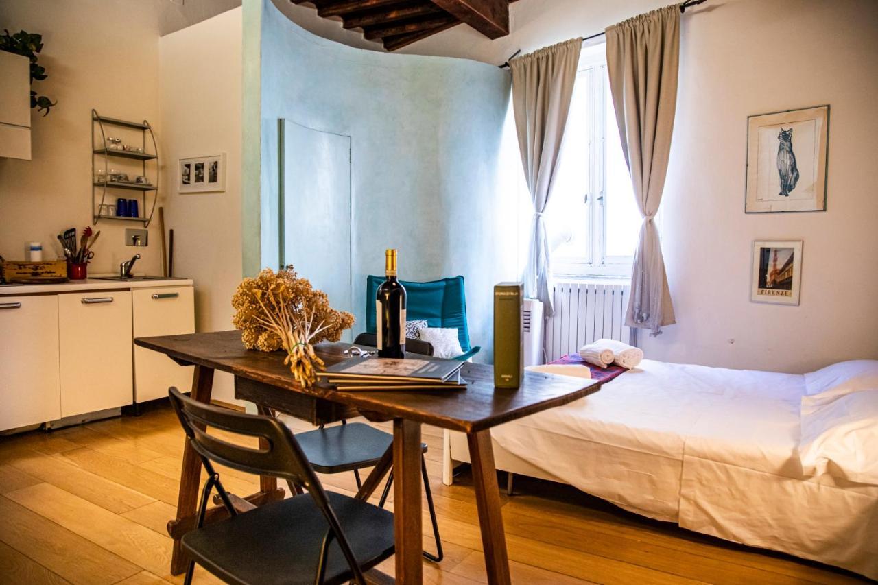 피렌체 Studio In Tornabuoni Within A Renaissance Building 아파트 외부 사진