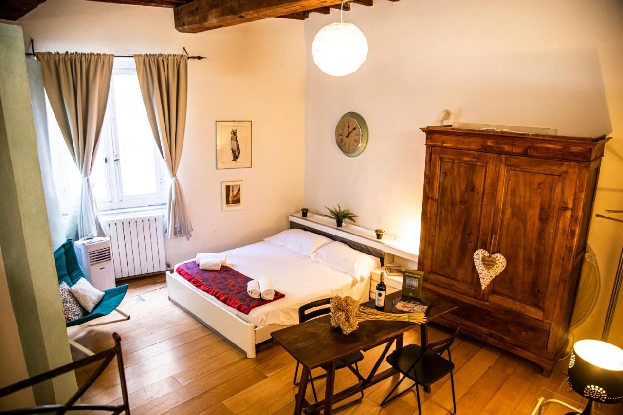 피렌체 Studio In Tornabuoni Within A Renaissance Building 아파트 외부 사진